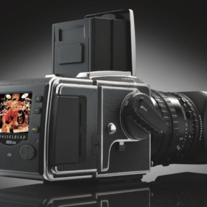 Retrouvez le mode d'emploi du Hasselblad 503CWD-V10. Découvrez les fonctionnalités, réglages, et conseils pour maîtriser cet appareil photo professionnel.