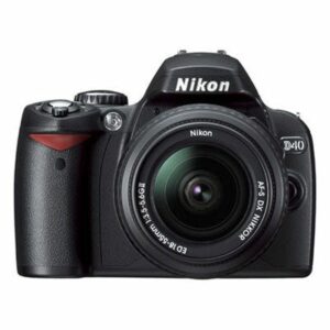 Retrouvez le mode d’emploi du Nikon D40. Découvrez les fonctionnalités, réglages, et conseils pour maîtriser cet appareil photo professionnel.