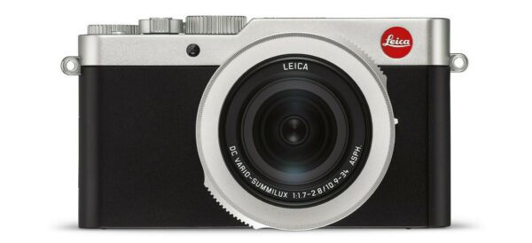 Retrouvez le mode d'emploi du Leica DLUX-7. Découvrez les fonctionnalités, réglages, et conseils pour maîtriser cet appareil photo professionnel.