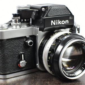 Retrouvez le mode d’emploi du Nikon F2A. Découvrez les fonctionnalités, réglages, et conseils pour maîtriser cet appareil photo professionnel.