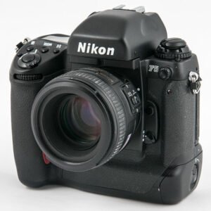 Retrouvez le mode d’emploi du Nikon F5. Découvrez les fonctionnalités, réglages, et conseils pour maîtriser cet appareil photo professionnel.