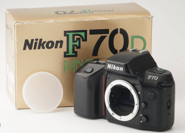 Retrouvez le mode d’emploi du Nikon F70D. Découvrez les fonctionnalités, réglages, et conseils pour maîtriser cet appareil photo professionnel.