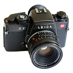 Retrouvez le mode d’emploi du Leica R-E. Découvrez les fonctionnalités, réglages, et conseils pour maîtriser cet appareil photo professionnel.