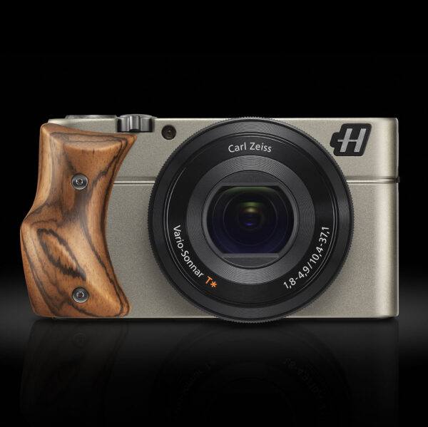 Retrouvez le mode d'emploi du Hasselblad STELLAR. Découvrez les fonctionnalités, réglages, et conseils pour maîtriser cet appareil photo professionnel.