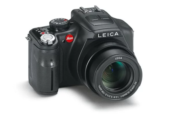 Retrouvez le mode d’emploi du Leica V-LUX-3. Découvrez les fonctionnalités, réglages, et conseils pour maîtriser cet appareil photo professionnel.